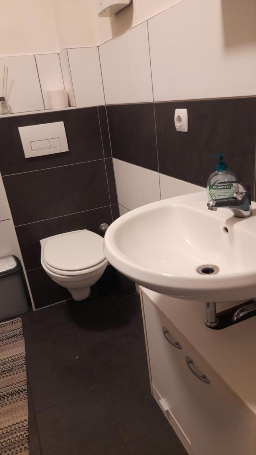City-Apartment In Krefeld, Kueche, Naehe Duesseldorf Messe 외부 사진
